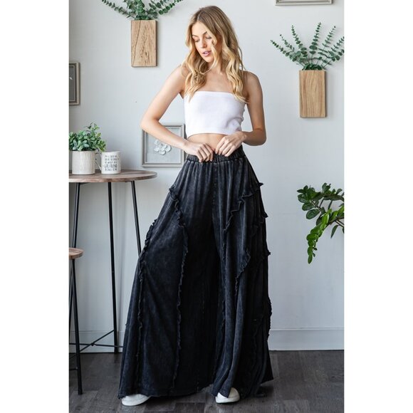 Oli & Hali Ruffle Detail Wide Leg Flare Pants NEW Size Medium - Picture 4 of 9